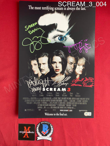 SCREAM_3_004 - 11x17 Photo Autographed By Neve Campbell, David Arquette, Jenny McCarthy, Lynn McRee & Parker Posey