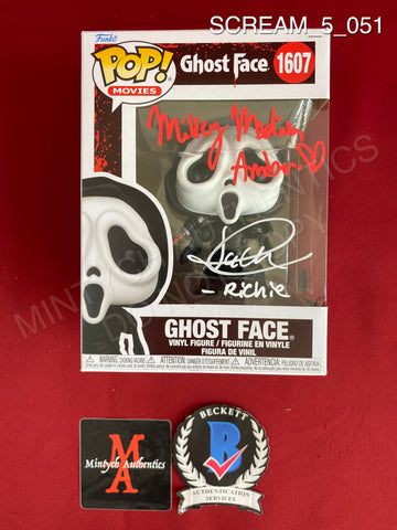 SCREAM_5_051 - Ghost Face 1607 Ghost Face Funko Pop! Autographed By Jack Quaid & Mikey Madison