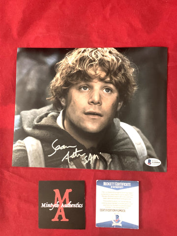 ASTIN_255 - 8x10 Photo Autographed By Sean Astin