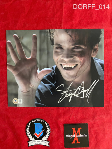 DORFF_014 - 8x10 Photo Autographed By Stephen Dorff