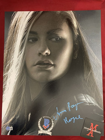 PAQUIN_605 - 16x20 Photo Autographed By Anna Paquin