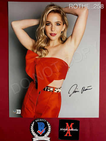 ROTHE_258 - 11x14 Photo Autographed By Jessica Rothe