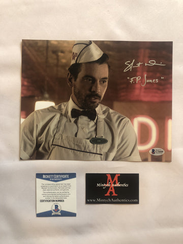 SU_100 - 8x10 Photo Autographed By Skeet Ulrich