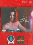 TYLER_365 - 8x10 Photo Autographed By Liv Tyler