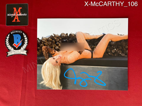 X-McCARTHY_106 - 8x10 Photo Autographed By Jenny McCarthy